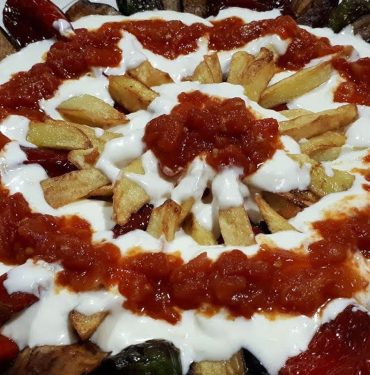 Akşama Ne Pişirsem ? Hafif ve doyurucu bir tarif: Yoğurtlu Kızartma