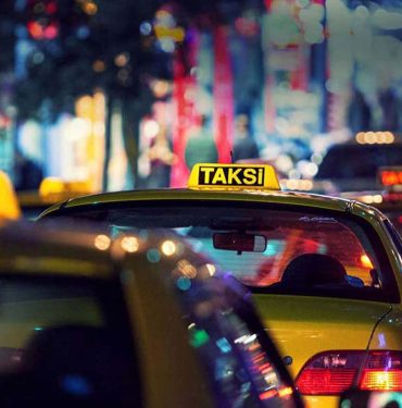 Taksi plaka fiyatı yüzde 30 arttı. 2.6 milyon TL oldu.
