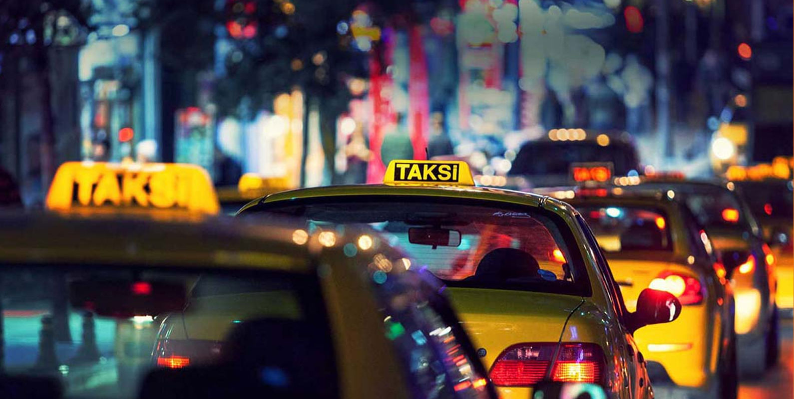 Taksi plaka fiyatı yüzde 30 arttı. 2.6 milyon TL oldu. 2 Taksi plaka fiyatı yüzde 30 arttı. 2.6 milyon TL oldu.