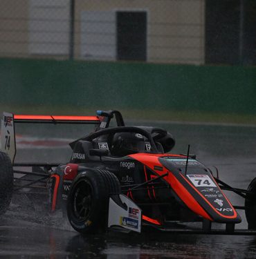 Formula 1TM yarışında tüm dünyaya “Invest in Türkiye” mesajı verilecek.  