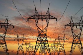 Elektrik Fatura Düzenlemesinde Yeni Adımlar: Esnaf ve STK'lara Destek 9 Kamu Kurumları Elektrik Fiyatlarını Manipüle Mi Ediyor?