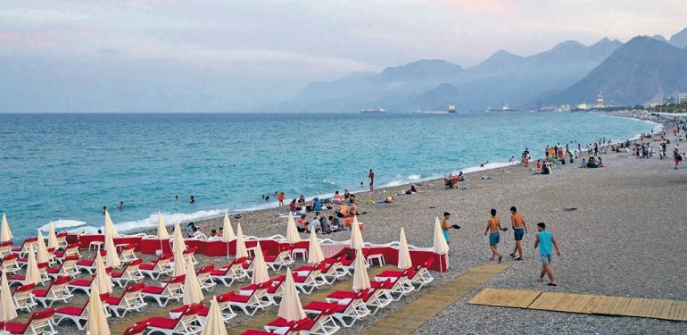 Turizmciler birkaç yıl daha sorun yaşayabilir