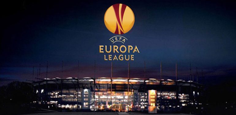 İşte Advocaat’lı Fenerbahçe’nin Uefa Avrupa Ligi Kadrosu 1 İşte Advocaat’lı Fenerbahçe’nin Uefa Avrupa Ligi Kadrosu