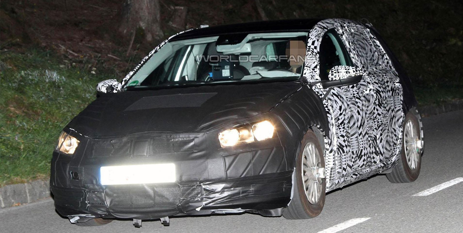 2013 Golf VII'nin casus fotoğrafları ortaya çıktı 3 2013 Golf VII'nin casus fotoğrafları ortaya çıktı