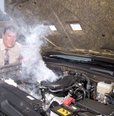 Araç Motorunun Hararet Yapması Durumunda Yapılması Gerekenler Nelerdir?