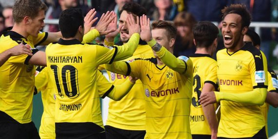 Borussia Dortmund Derbide de Güldü!