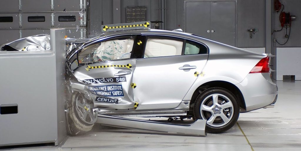 Volvo Kazasız Araçlar İçin Uğraşıyor