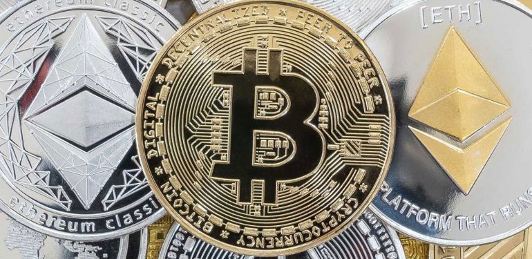 Bitcoin Dominasyonu İki Yılın Zirvesinde: Piyasada Neler Oluyor? 6 Bitcoin