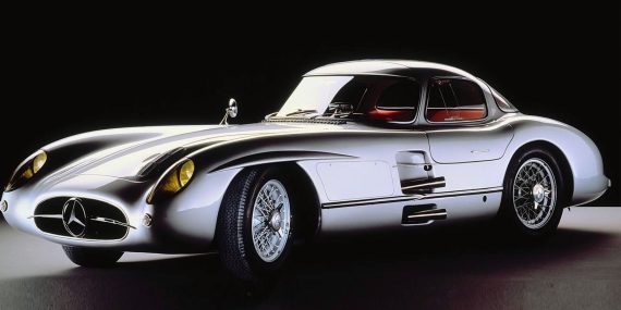 1956 model klasik Mercedes tarihin en pahalı otomobili oldu
