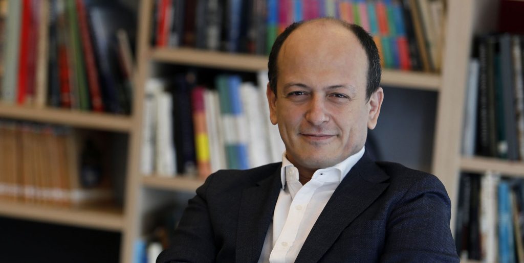 Akbank'tan Metaverse ve Elektrikli Araç yatırımlarına özel fon