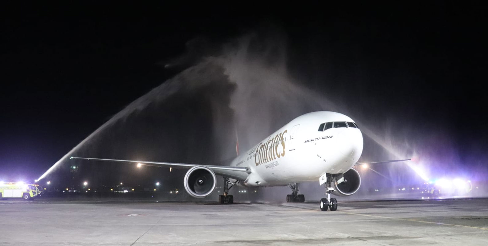 Emirates Bali’ye iniş yaptı! 2 Emirates Bali’ye iniş yaptı!