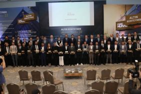Genç MÜSİAD’dan 12 farklı şehirden 30 firmaya “Altın Konteyner Ödülü”
