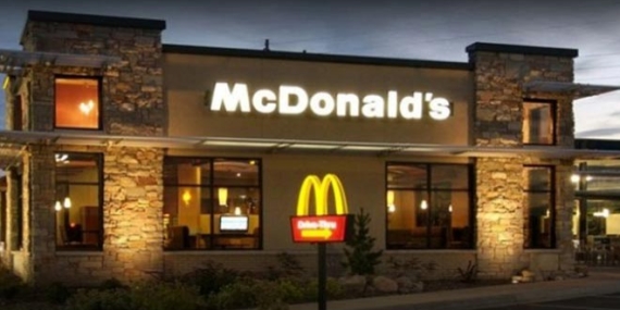 Rus iş insanı, ülkedeki tüm McDonald’s şubelerini satın aldı; yeni isimle açacak