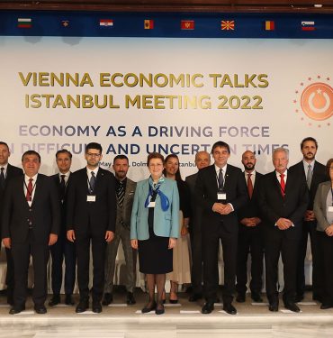 Viyana Ekonomik Forumu Toplantısı, İstanbul’da gerçekleşti 2 Viyana Ekonomik Forumu Toplantısı, İstanbul’da gerçekleşti