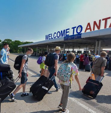 Antalya’da turist rekoru: Listenin başında Almanlar var