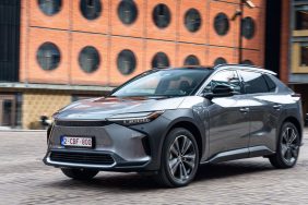 Toyota'dan tam elektrikli dünyasına iddialı bir model bZ4X 3 Toyota'dan tam elektrikli dünyasına iddialı bir model bZ4X