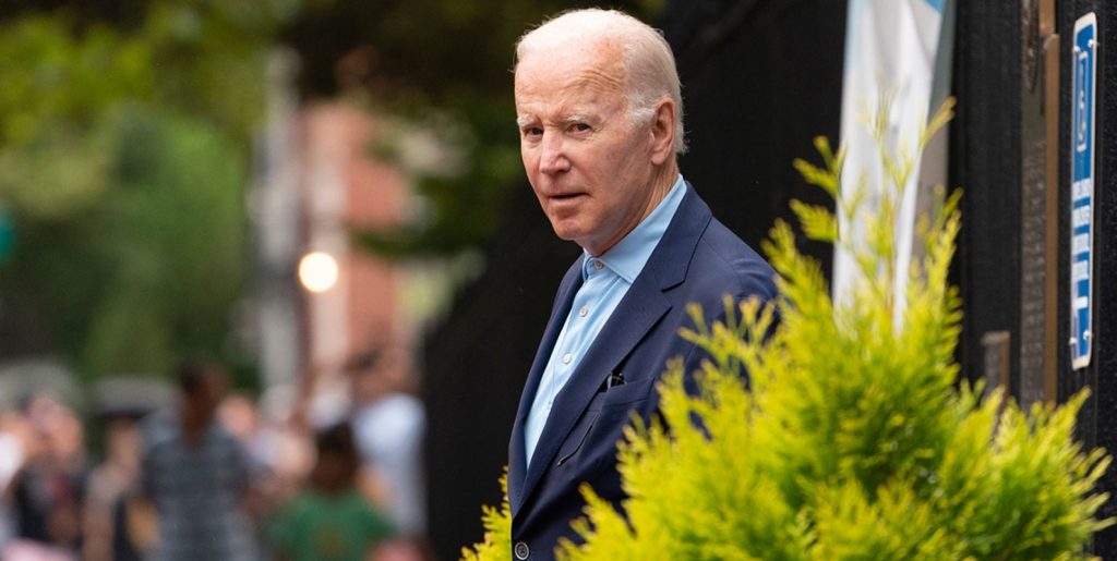 Biden, iklim değişikliğini acil durum olarak nitelendiriyor