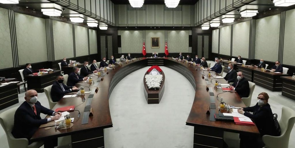 Gözler Kabine'de: Masada kredi borçları var