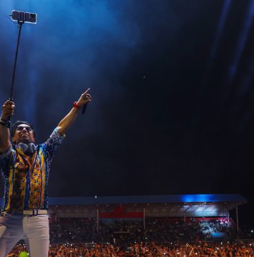 Mr. Dosso Dossi'den Ağrı Dağı eteklerinde müzik şöleni 10 Mr. Dosso Dossi'den Ağrı Dağı eteklerinde müzik şöleni