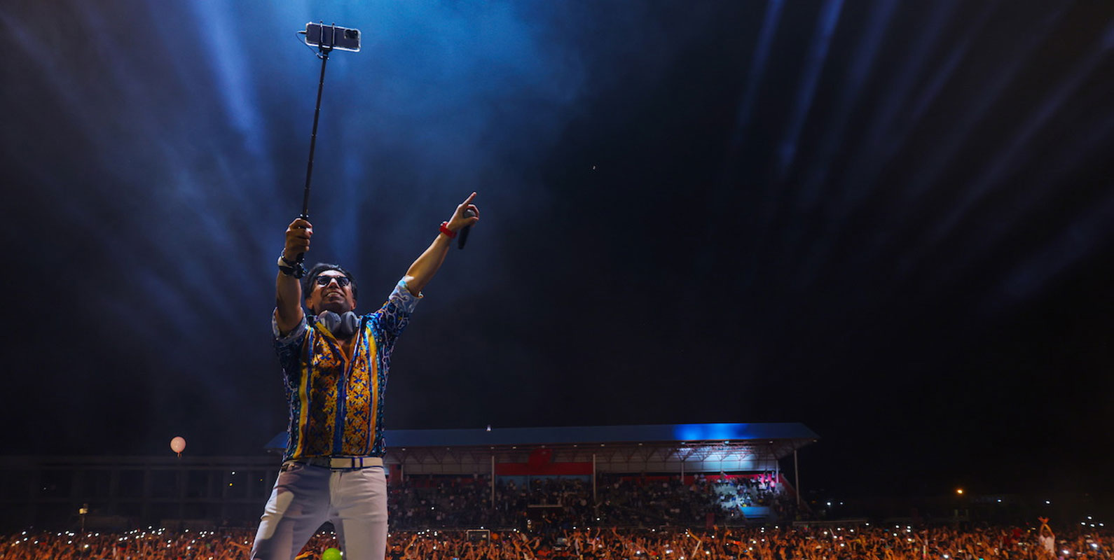 Mr. Dosso Dossi'den Ağrı Dağı eteklerinde müzik şöleni 3 Mr. Dosso Dossi'den Ağrı Dağı eteklerinde müzik şöleni