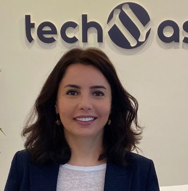 techasaY kadrosunu kuvvetlendiriyor 9 Ayşegül Topoğlu - techasaY