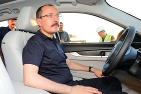Ticaret Bakanı Mehmet Muş, Togg'u test etti