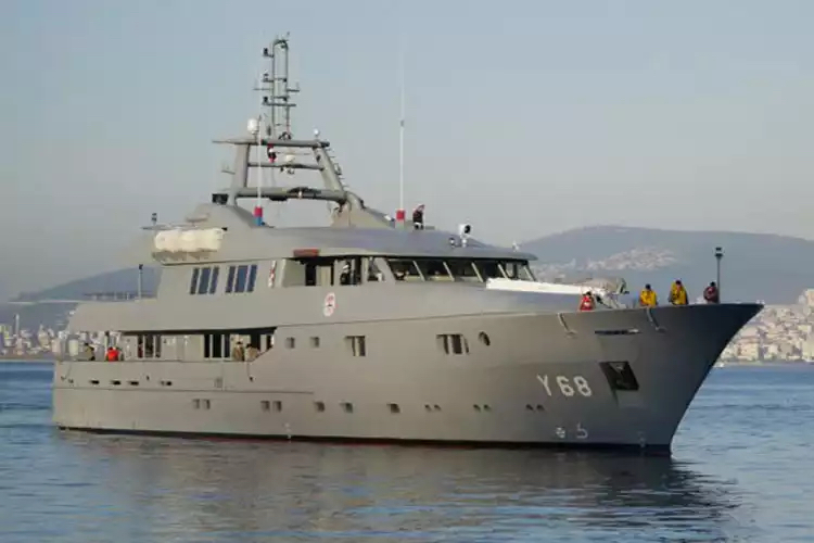 Cumhurbaşkanlığı yatı Yakamoz boğaz turunda 1 Cumhurbaşkanlığı yatı Yakamoz boğaz turunda