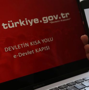 Adli sicil silme ve düzeltme talebi başvuruları için yeni adres: e-Devlet Kapısı 7 Adli sicil silme ve düzeltme talebi başvuruları için yeni adres: e-Devlet Kapısı