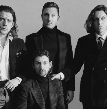 Arctic Monkeys, Zorlu PSM Turkcell Sahnesi’nde müzikseverlerle buluşacak