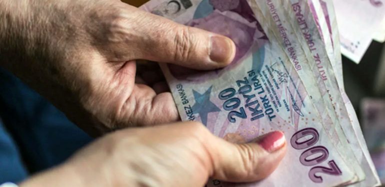 Cumhuriyetin 100. Yılında Çalışan Emeklilere 5 Bin TL İkramiye Tarihi Belli Oldu 1 Emekli promosyonunda masraf tuzağı!