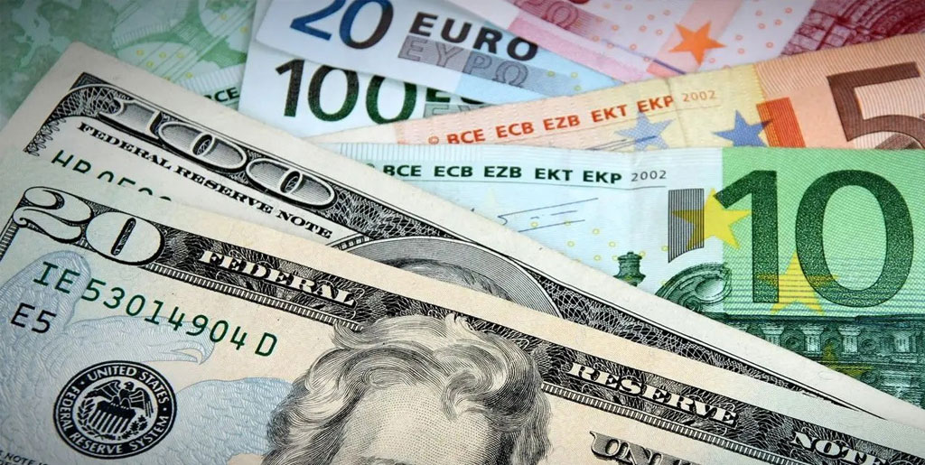 Euro/Dolar paritesi 20 yılın en düşük seviyesinde