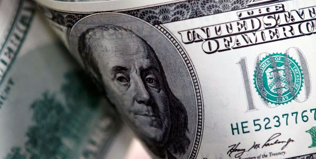 Şirketler dolar satıp kredi kapatıyor!