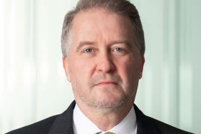 ÜNLÜ & Co, "Avrupa Bankacılık Ödülleri"nde 3 kategoride ödüle layık görüldü 4 ÜNLÜ & Co, "Avrupa Bankacılık Ödülleri"nde 3 kategoride ödüle layık görüldü