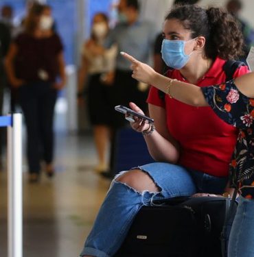 Alman Tabipler Birliği’nden maske zorunluluğuna dönüş çağrısı 10 Almanya’da maske zorunluğuna dönüş çağrısı