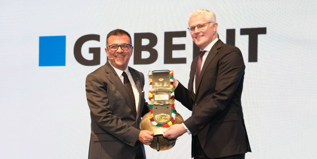 Geberit’ten Türkiye’deki 20. yılına özel kutlama 1 Geberit Türkiye Genel Müdürü Ufuk Algıer ve Geberit Group CEO’su Christian Buhl