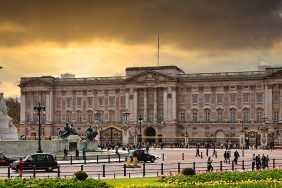 Kral Charles’tan iş ilanı: Yıllık 856 bin TL’ye bahçıvan alacak 14 Buckingham Sarayı