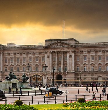 Kral Charles’tan iş ilanı: Yıllık 856 bin TL’ye bahçıvan alacak 4 Buckingham Sarayı