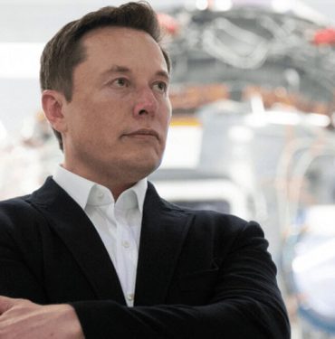 Elon Musk zorda mı? 8 Elon Musk