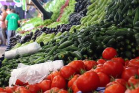 Fiyat sabitleme çağrısına yerel marketlerden olumlu yanıt 4 Yerel Marketler