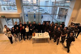 Trend Oto Çalışanlarıyla Birlikte Yeni Yılı Kutladı 2 Trend Oto BMW ve MINI Yetkili Servisi ekibi