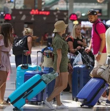 Gelen turist harcama yapmıyor! 9 Turist