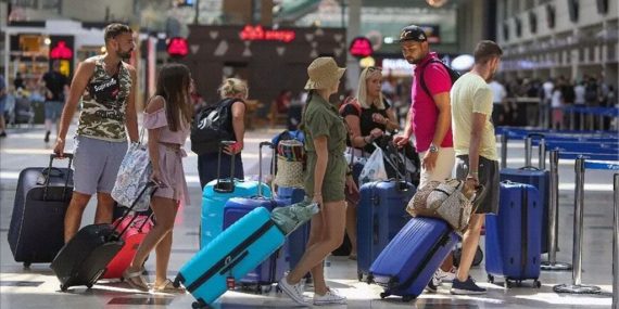 Gelen turist harcama yapmıyor!