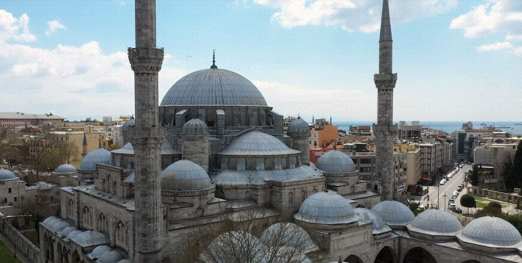 İBB Miras ile tarihi camiler Ramazan’a hazır