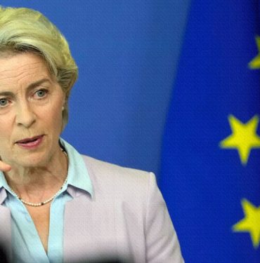 AB Komisyonu Başkanı Leyen: "Türkiye'deki Seçimlerin İkinci Turunu Görmek Gerek" 9 Ursula von der Leyen