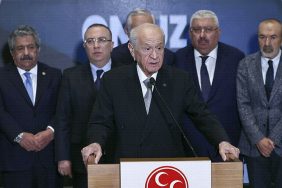 Bahçeli'den Tarihi Seçim Sonuçlarına İlk Yorum: "Ülkemizin Önü Açılmıştır" 15 Devlet Bahçeli