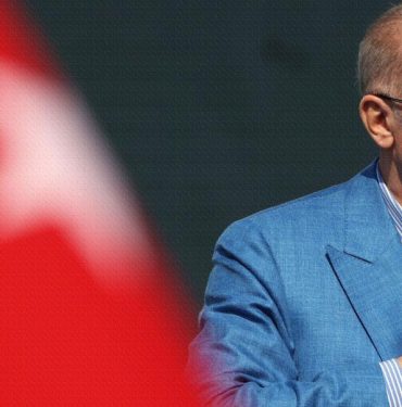 Cumhurbaşkanı Erdoğan'dan Seçim Zaferi Sonrası "Duyanlara, Duymayanlara" Şarkısı 8 Recep Tayyip Erdoğan