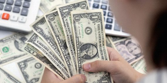 Yerel Seçimler Yaklaşırken Dolar ve Borsa’da Beklenen Hareketler: Uzman Yorumları