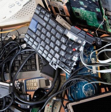 E-Atıklar Küresel Çevre Sorunları Arasında Hızla Yükseliyor: Elektronik Atık Geri Dönüşümüne Dikkat Çekiliyor 7 E-Atıklar