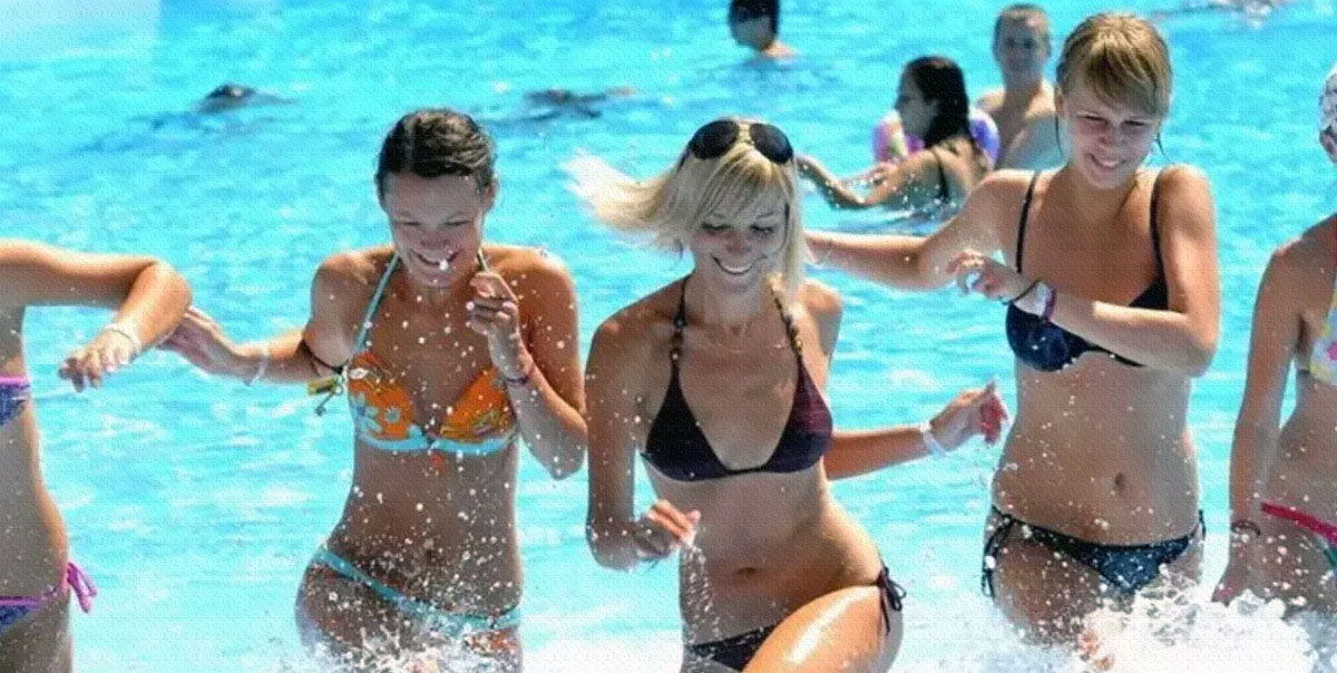 Rus Turistlerin Türkiye'ye Olan Talebi Artıyor 2 Rus Turistler Tatilde