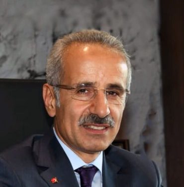 Abdülkadir Uraloğlu: Türkiye'nin Yeni Ulaştırma ve Altyapı Bakanı 2 Abdülkadir Uraloğlu, Ulaştırma ve Altyapı Bakanı